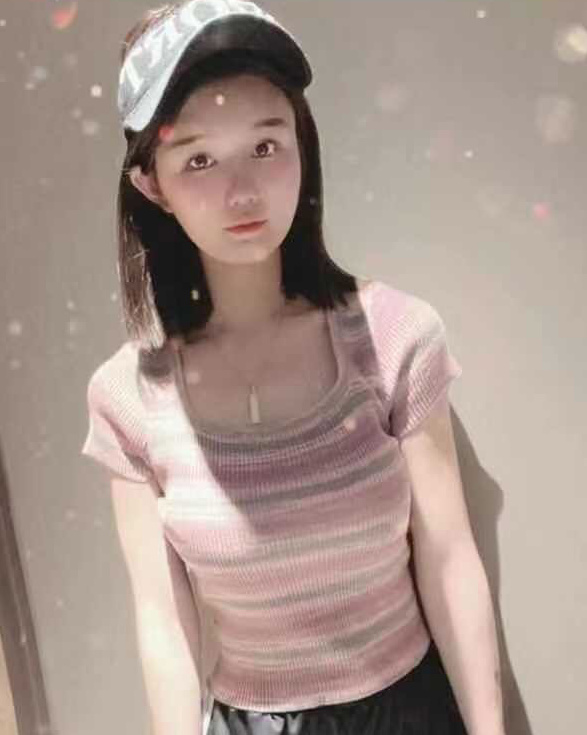 南京00后小美女