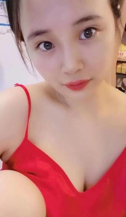 身材控的邻家妹