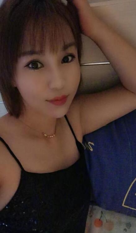 服务到位的少妇
