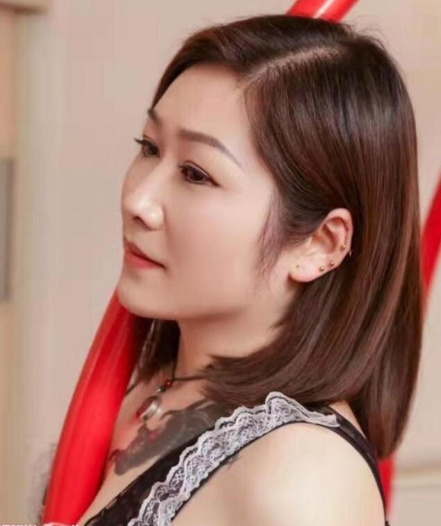 成都性价比纹身美女