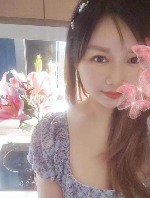 西湖区年轻诗丝