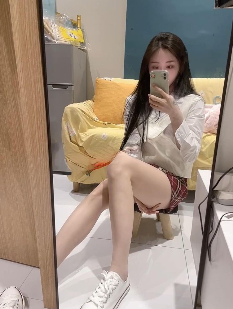 东莞小长腿水仙，零零后妹子