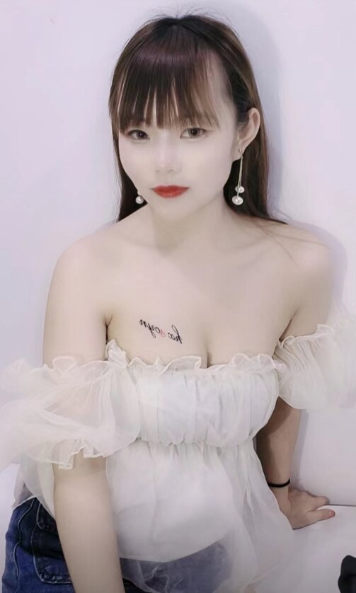 龙华小可爱嫩妹 
