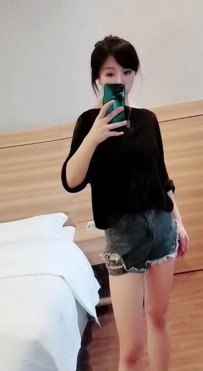 越秀不错的妹子