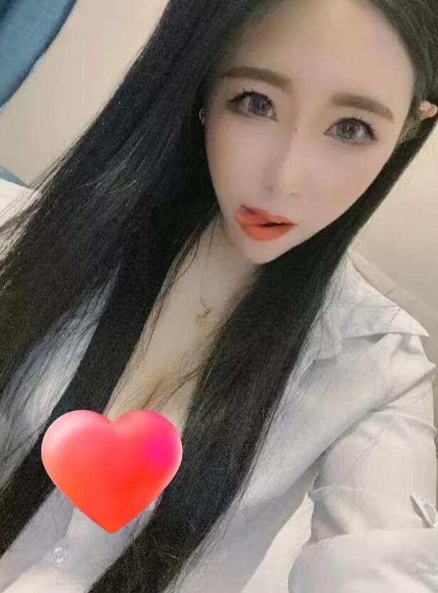 大奶朵朵