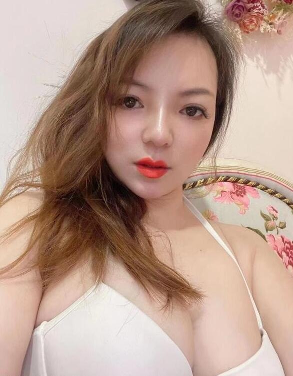 水床波霸笑笑