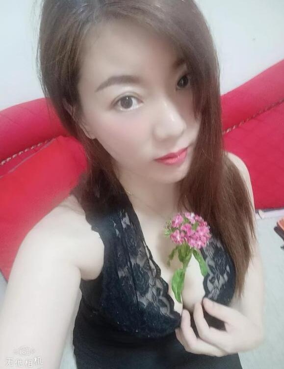 少妇蓝玫瑰水床激情