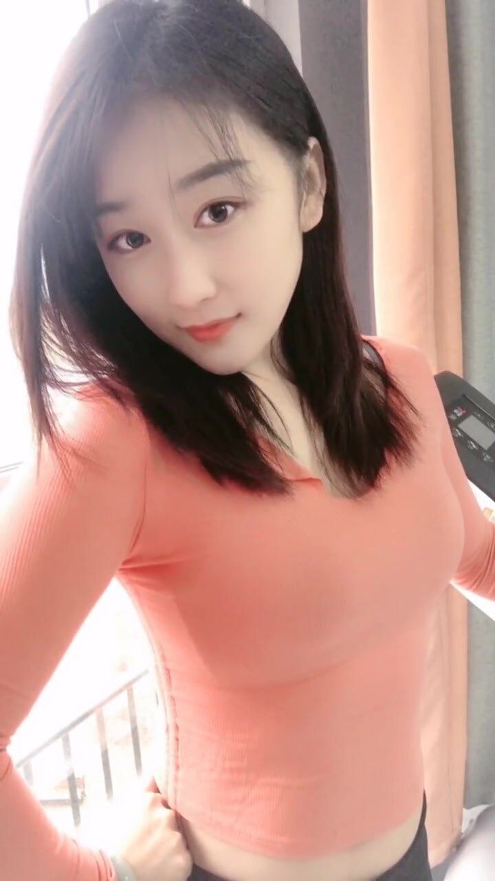 体验清纯小妹一枚