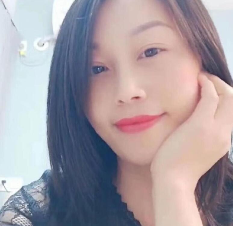 龙华知心投入姐姐