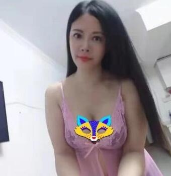 颜值不错的轻熟姐姐