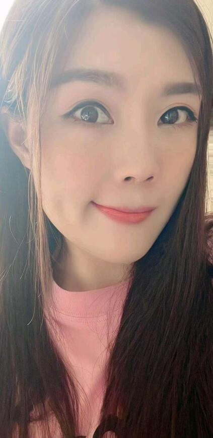 床上配合的小女人