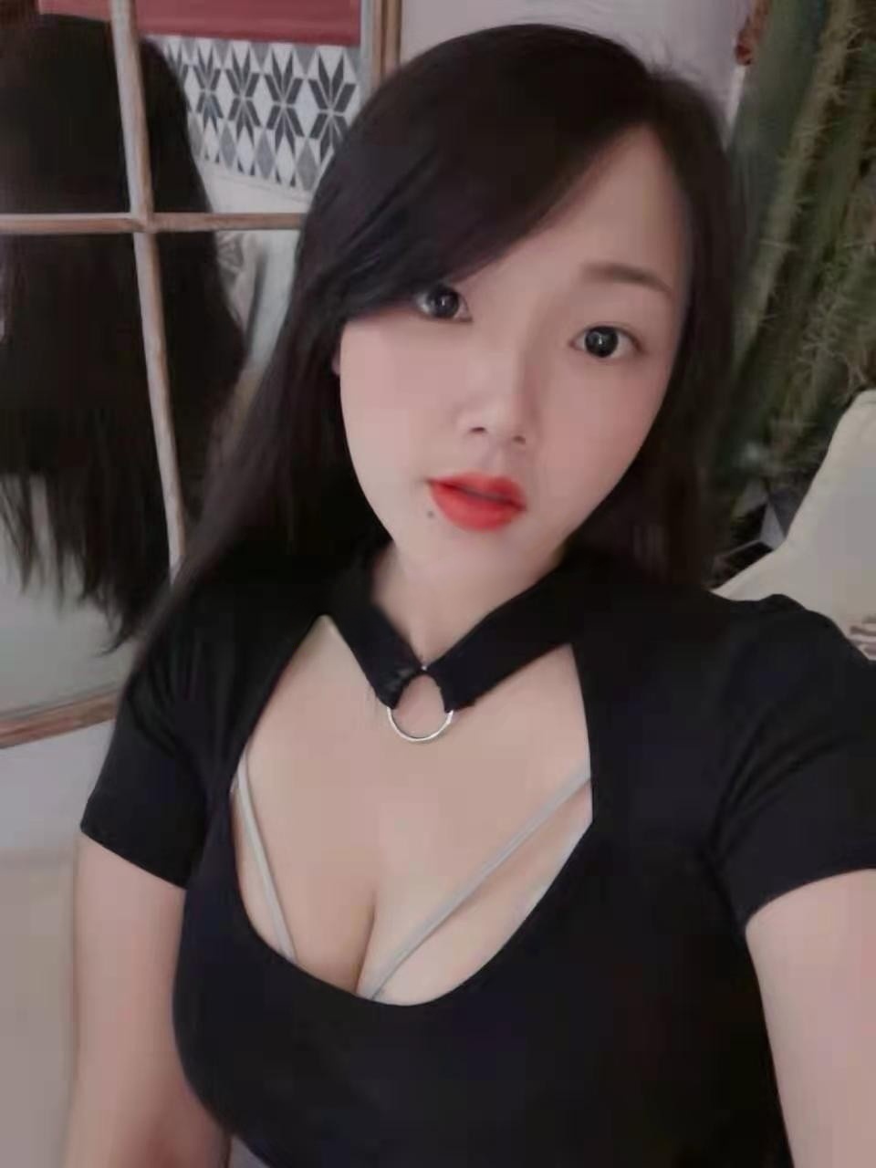 天河脸蛋圆润琴琴