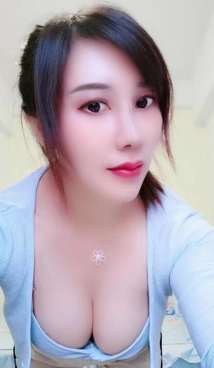 丰满婷婷大胸