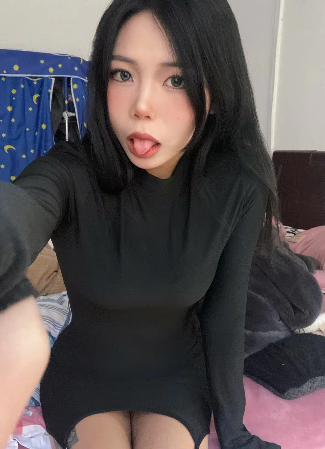 浦东车模琪琪