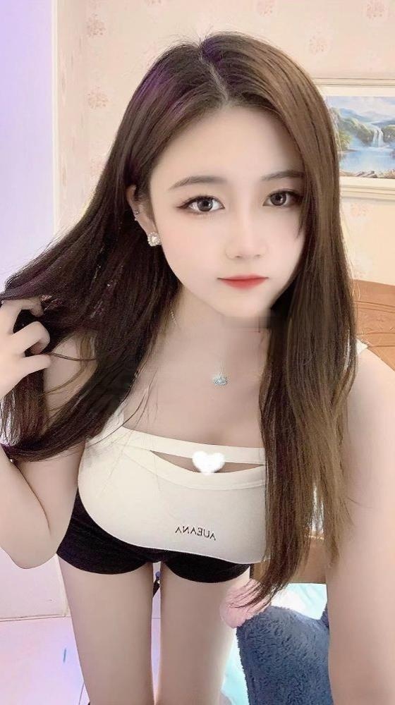 超嫩学生妹刚出来没多久