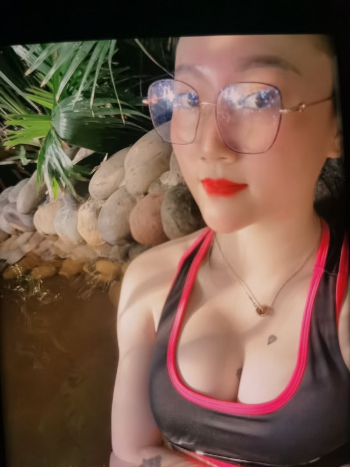 南坪萱萱倒立口很有特色