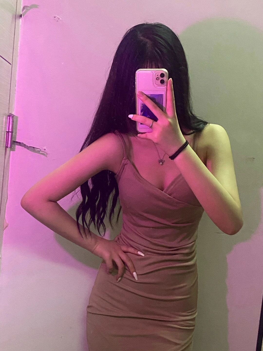 徐州云龙湖附近大胸妹