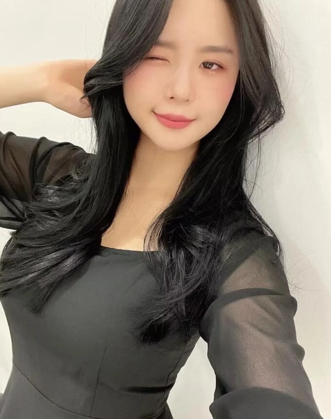 开放性格温柔的姑娘