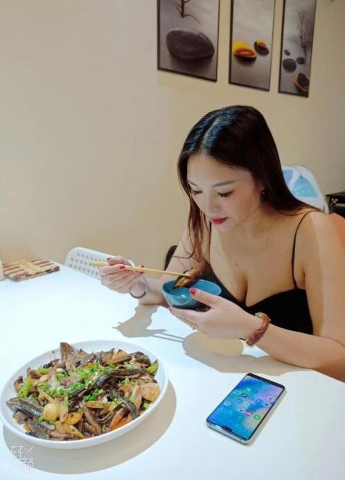 沙坪坝大奶熟妇