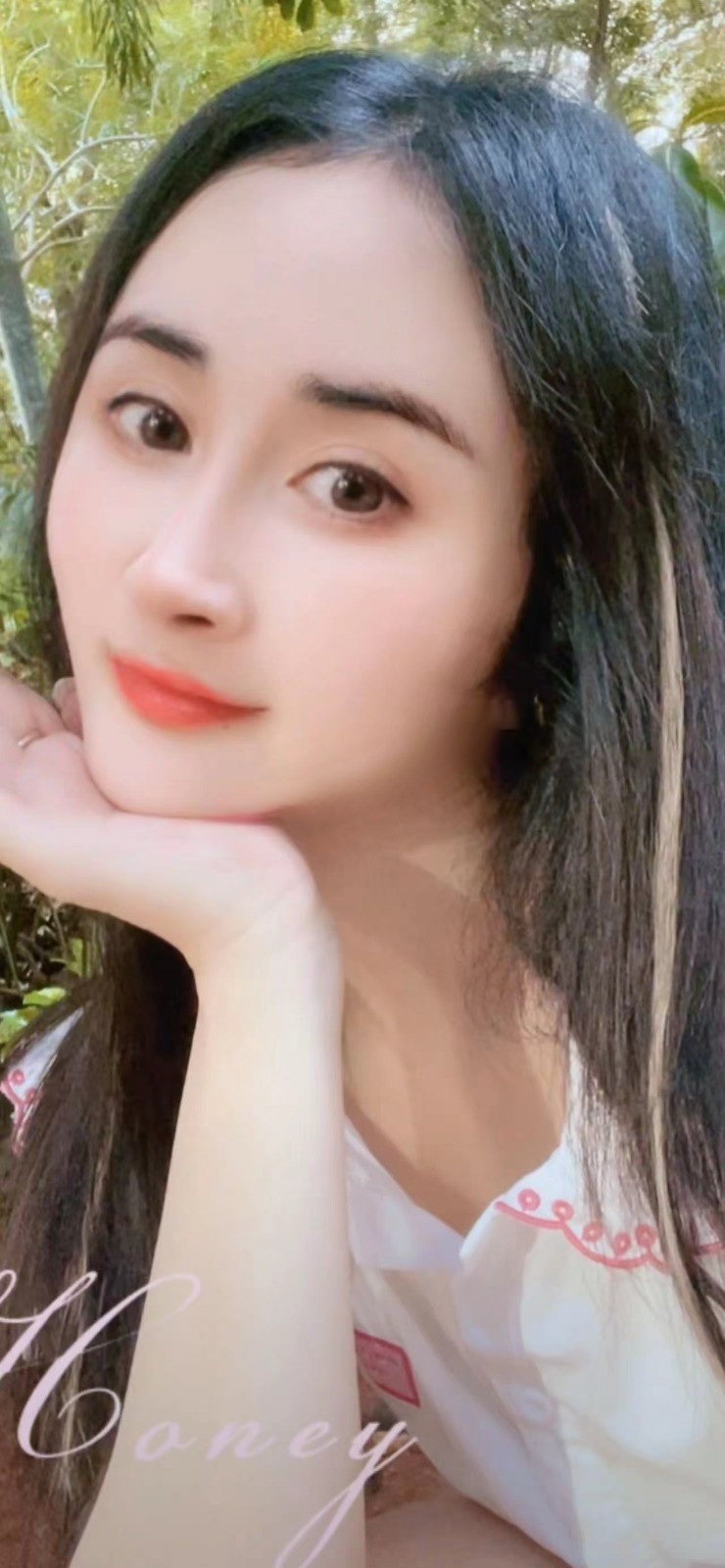 身材挺好的，年轻
