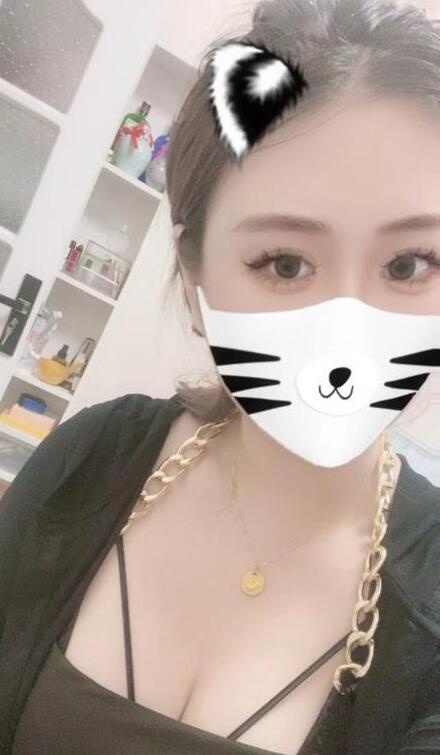 南山大胸高妹