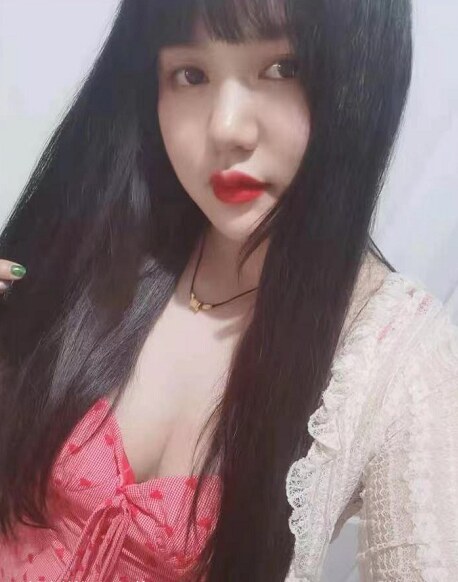 张家港大胸妹子