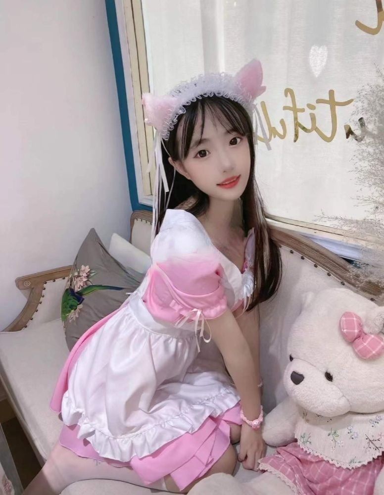 已验证极品粉嫩白虎萝莉儿