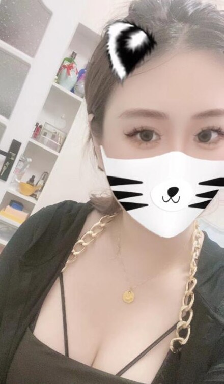 爆乳大长腿