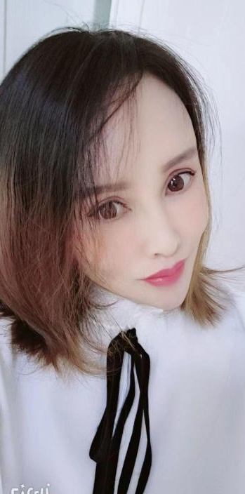 服务态度很好的少妇