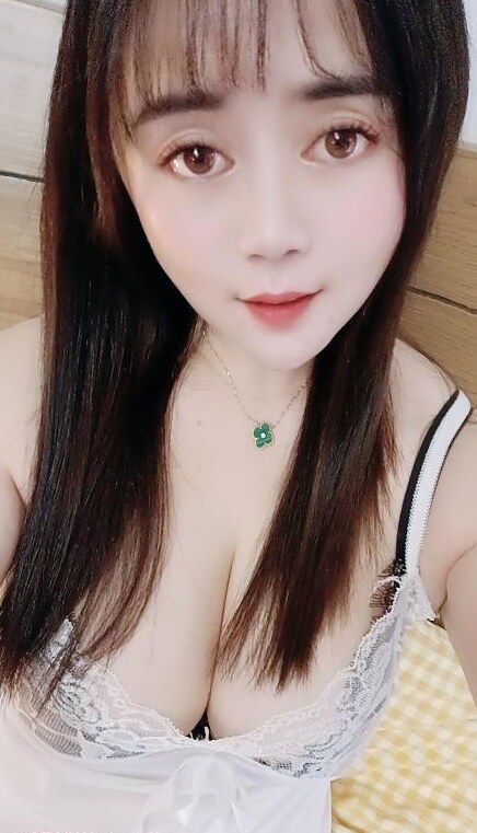 双龙大道大胸妹