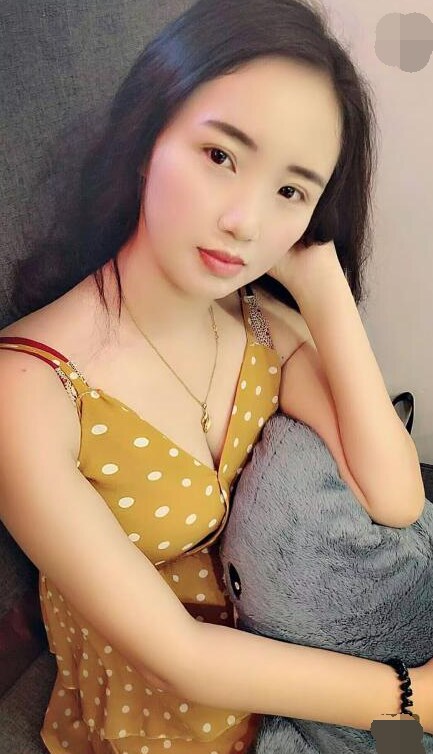 江南西紫云美女