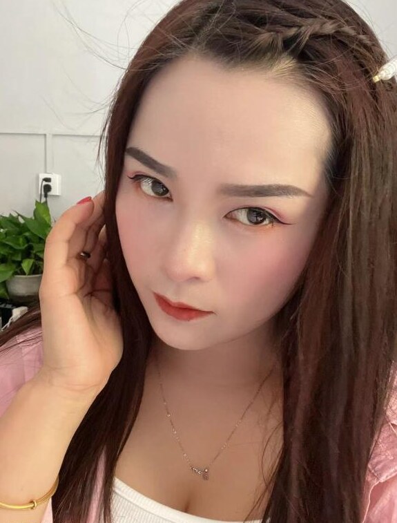 龙岗大奶莉莉