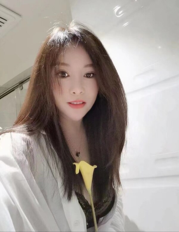 会潮喷的女人