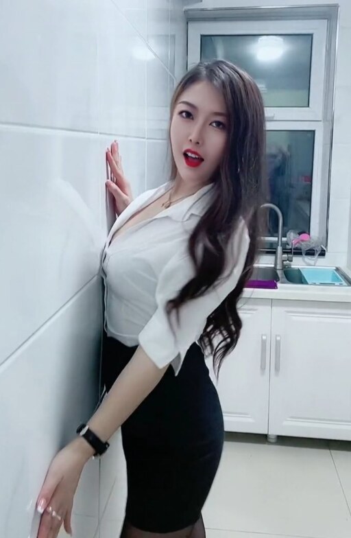 洪山区脱衣舞娘若兰