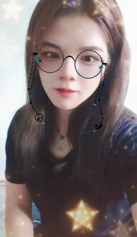 龙华秀秀