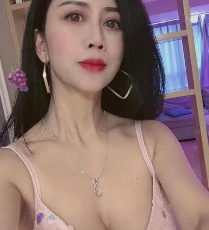 气质御姐熟女