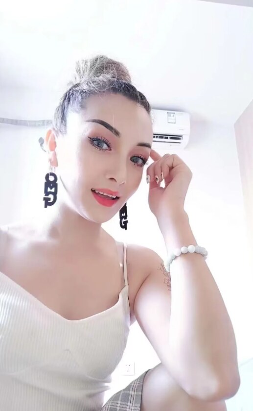 青羊区迪娜