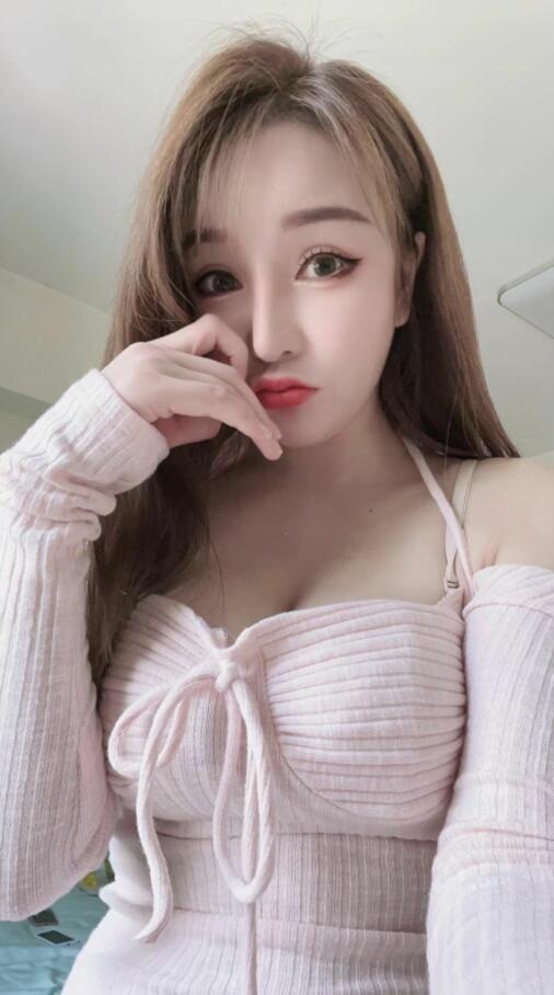 很骚的妹子，后入有感觉