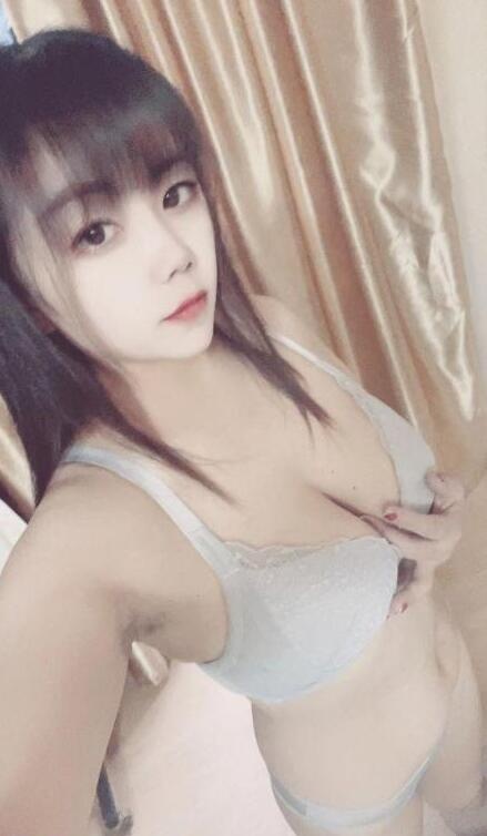 徐汇区身材胸大又白