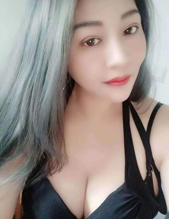 雁塔大胸御姐芳芳