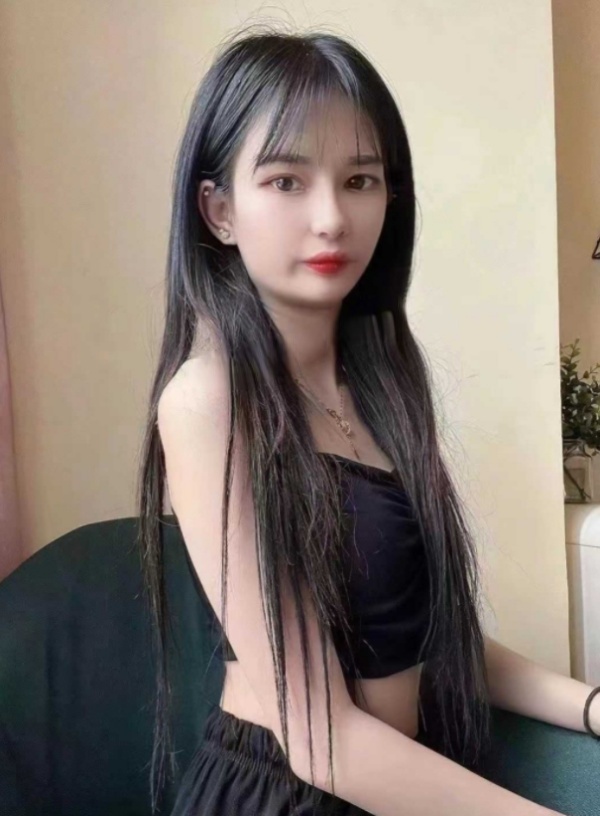 白云区零零后嫩妹