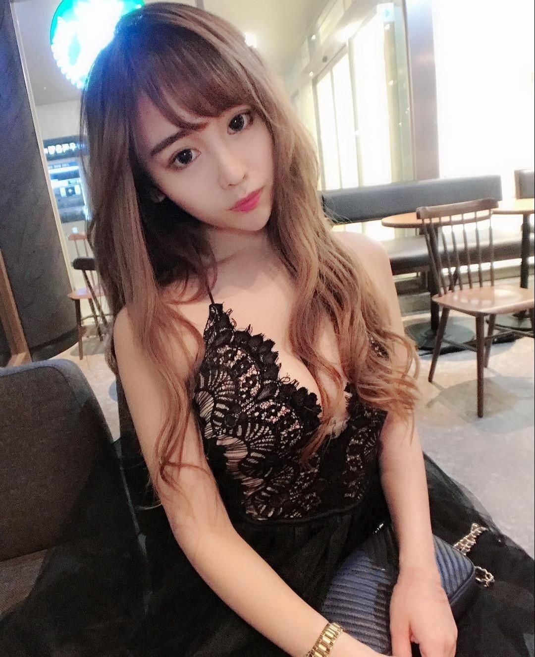 武侯区高颜值大波小妹