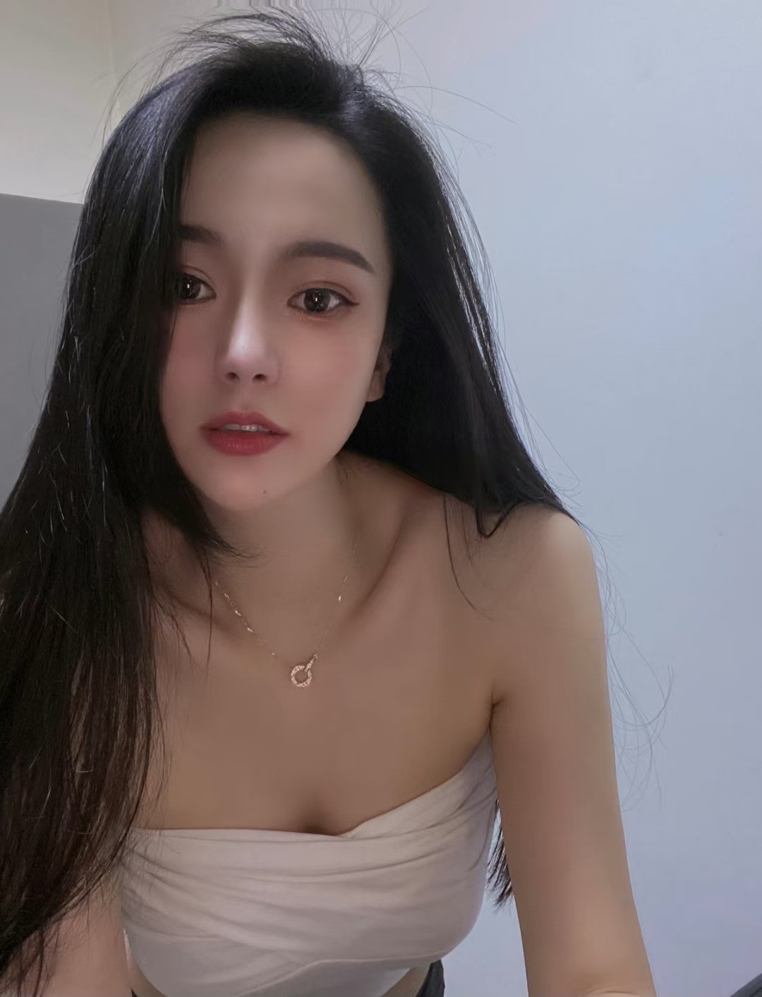 长相身材都好的小姐姐