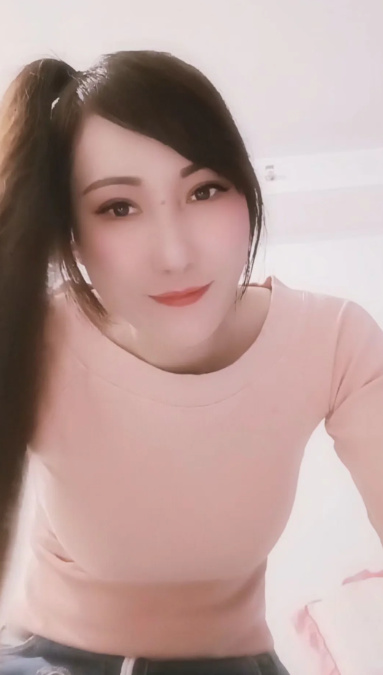 龙光城美女