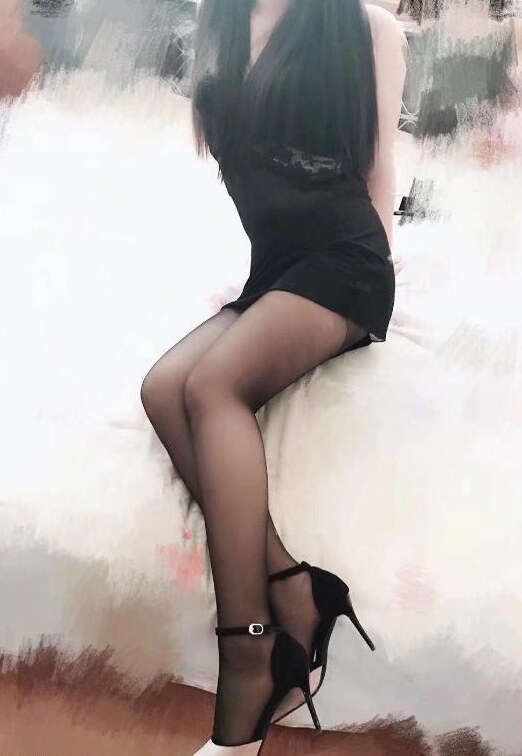 丝袜情趣骚姐姐