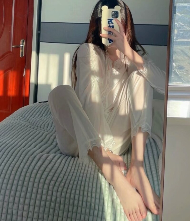 刚下海兼职小嫩妹