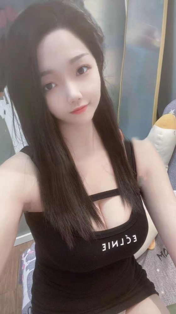 嘉禾望岗大奶妹子咪咪