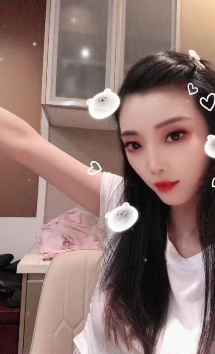 大长腿御姐丫头