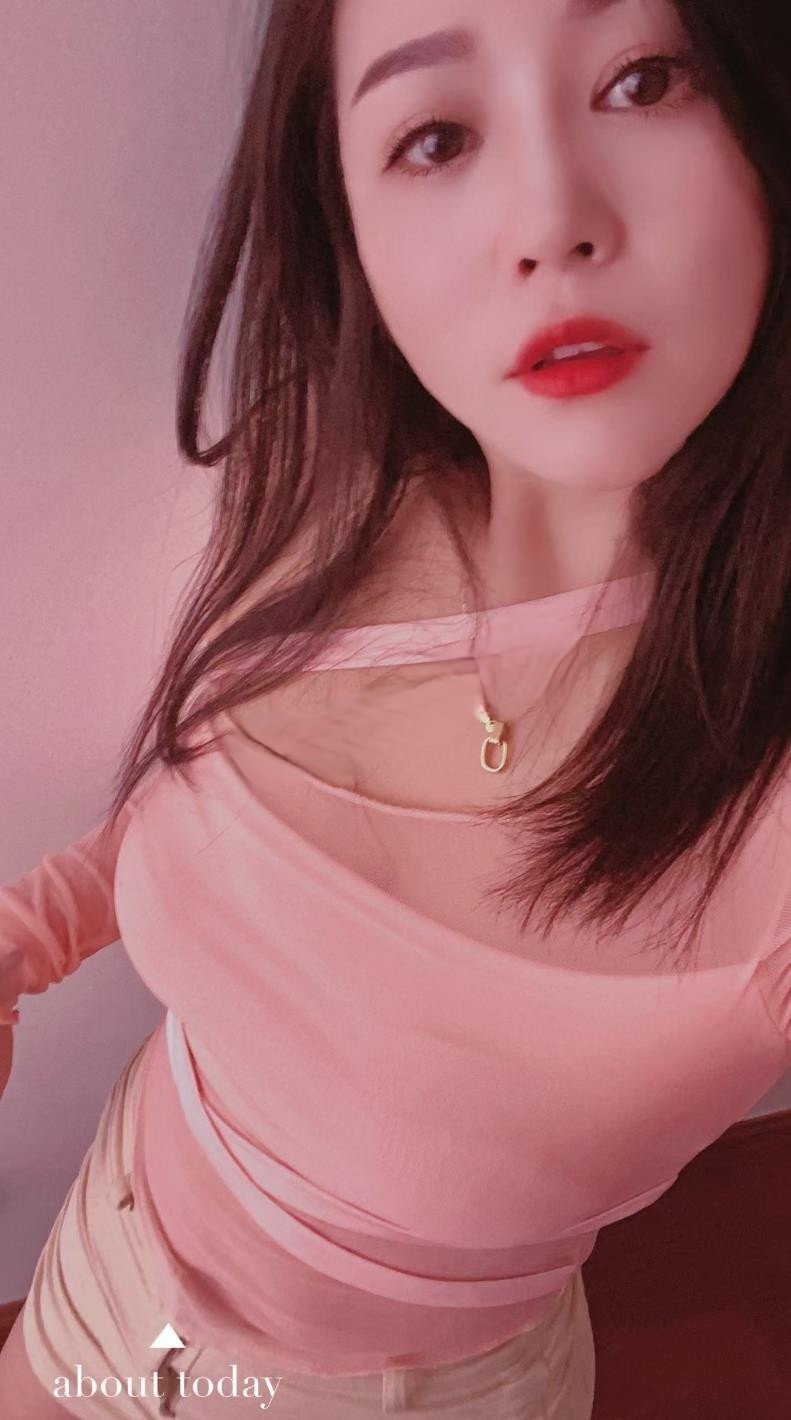 天河岗顶服务系御姐