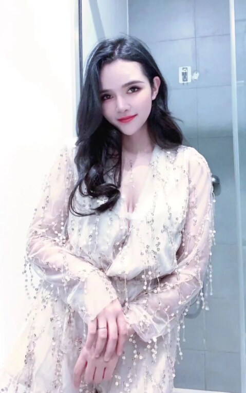 江宁苗族妹子